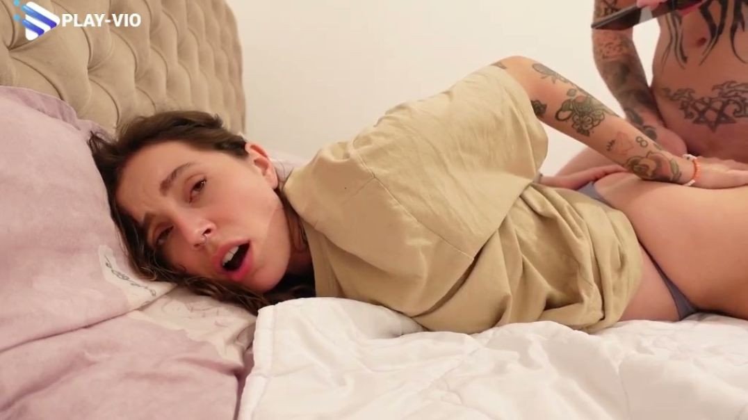⁣Young, beautiful and sexy brunette gets fucked in the ass by her stepbrother